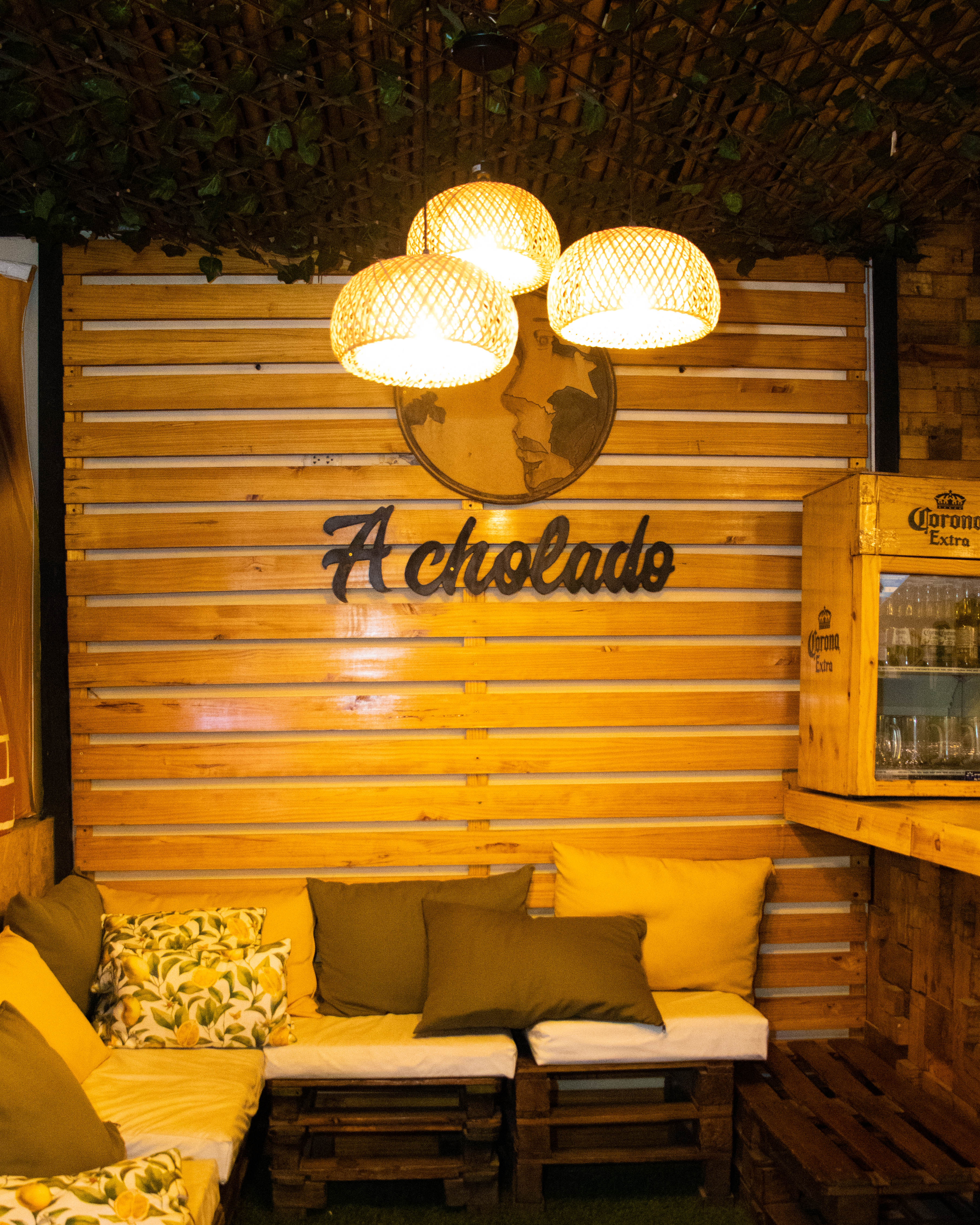 Ambiente del local 2